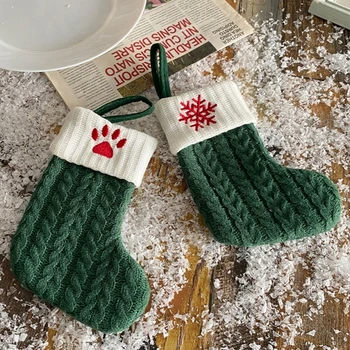 67JE 7 İnç Mini İlk Noel Çorap Mektup İşlemeli Kablo Örme Noel Çorap Şeker Hediye Tutucu Süslemeleri